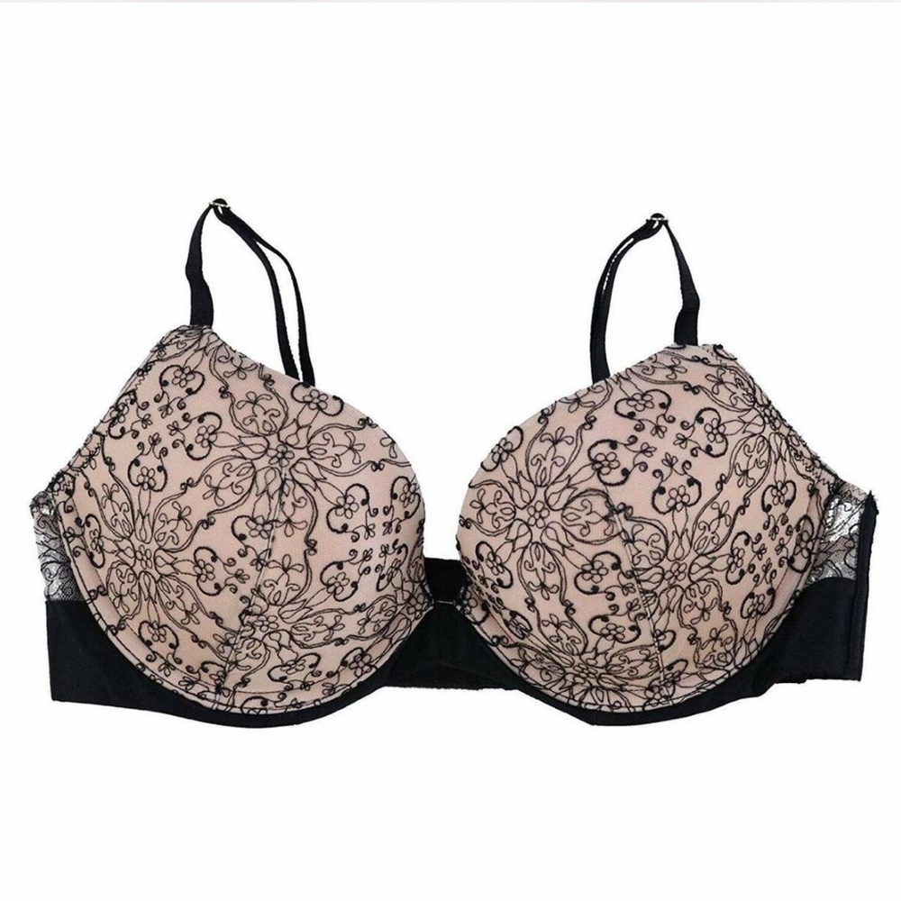 Elegant Black and Cream Lace Bra
